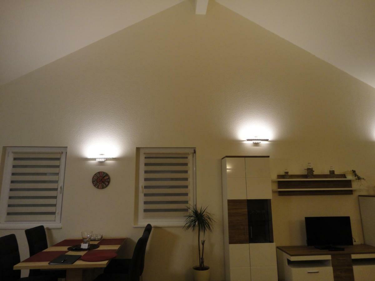 Hoßkirch Gasthof Reiterstuben מראה חיצוני תמונה