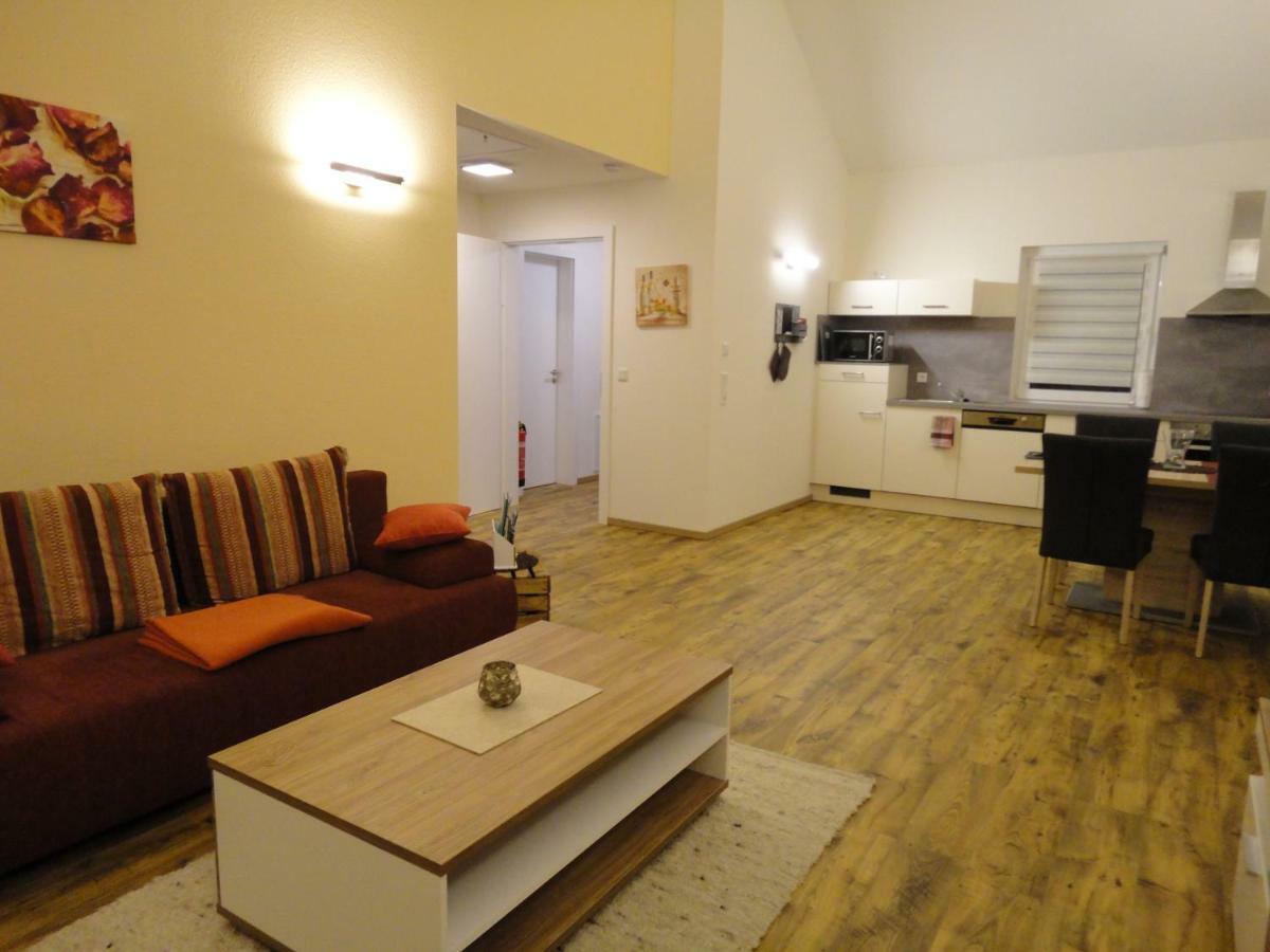 Hoßkirch Gasthof Reiterstuben מראה חיצוני תמונה